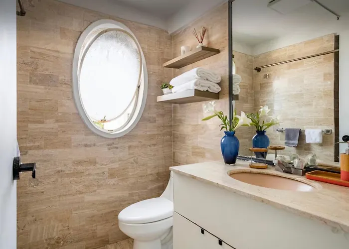 Private Sanctuary In Coyoacan Private & Bathroom Curated Coyoacan Experience Homestay *